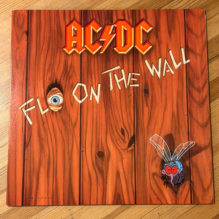 AC/DC - FLY ON THE WALL