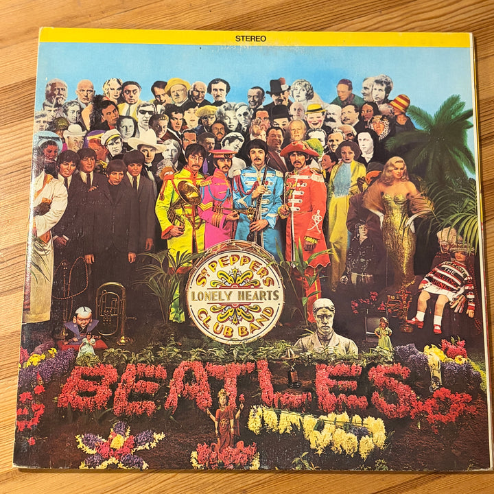 BEATLES, THE - SGT PEPPER'S LONELY HEARTS CLUB - BAND PURPLE MARBLED VINYL