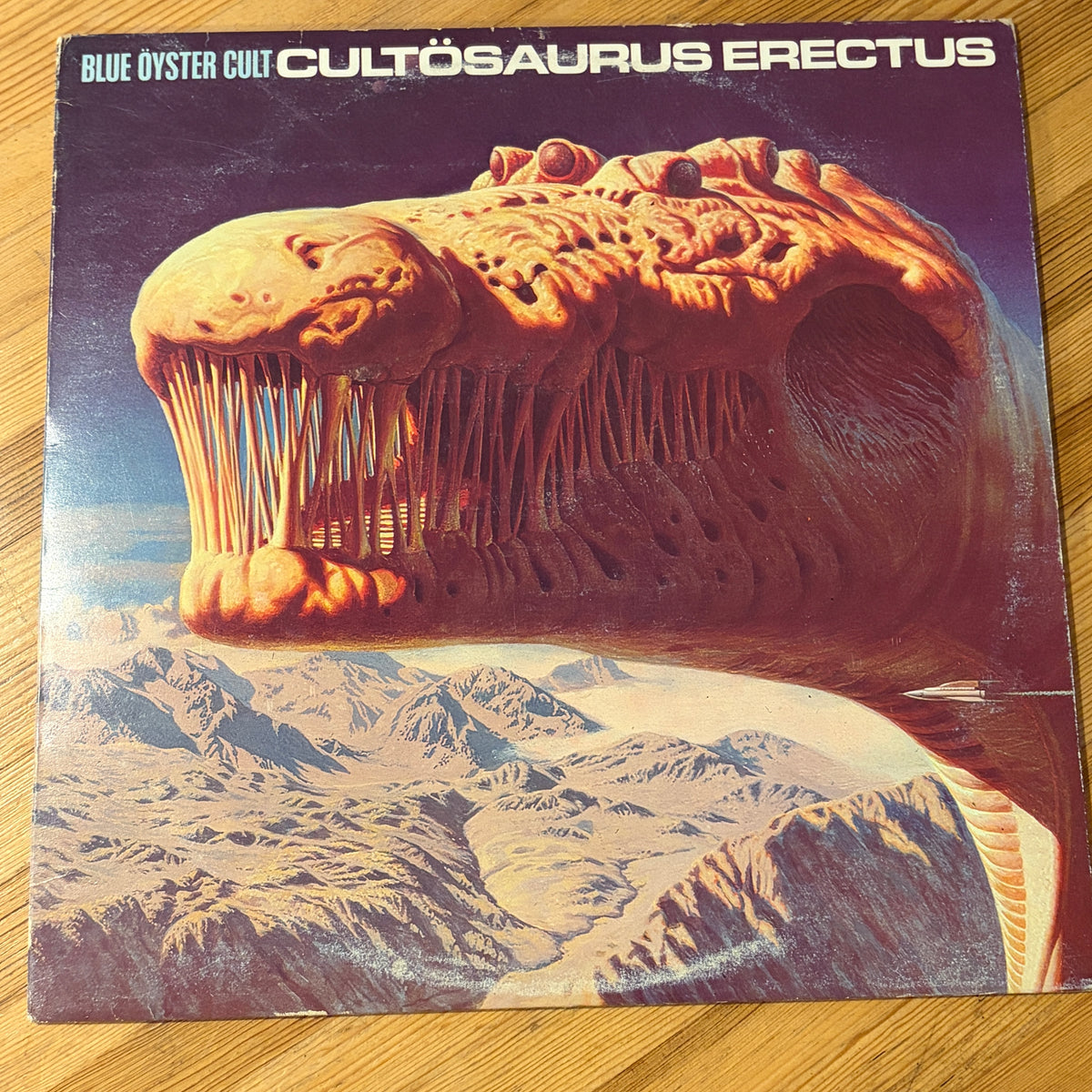 BLUE OYSTER CULT - CULTOSAURUS ERECTUS