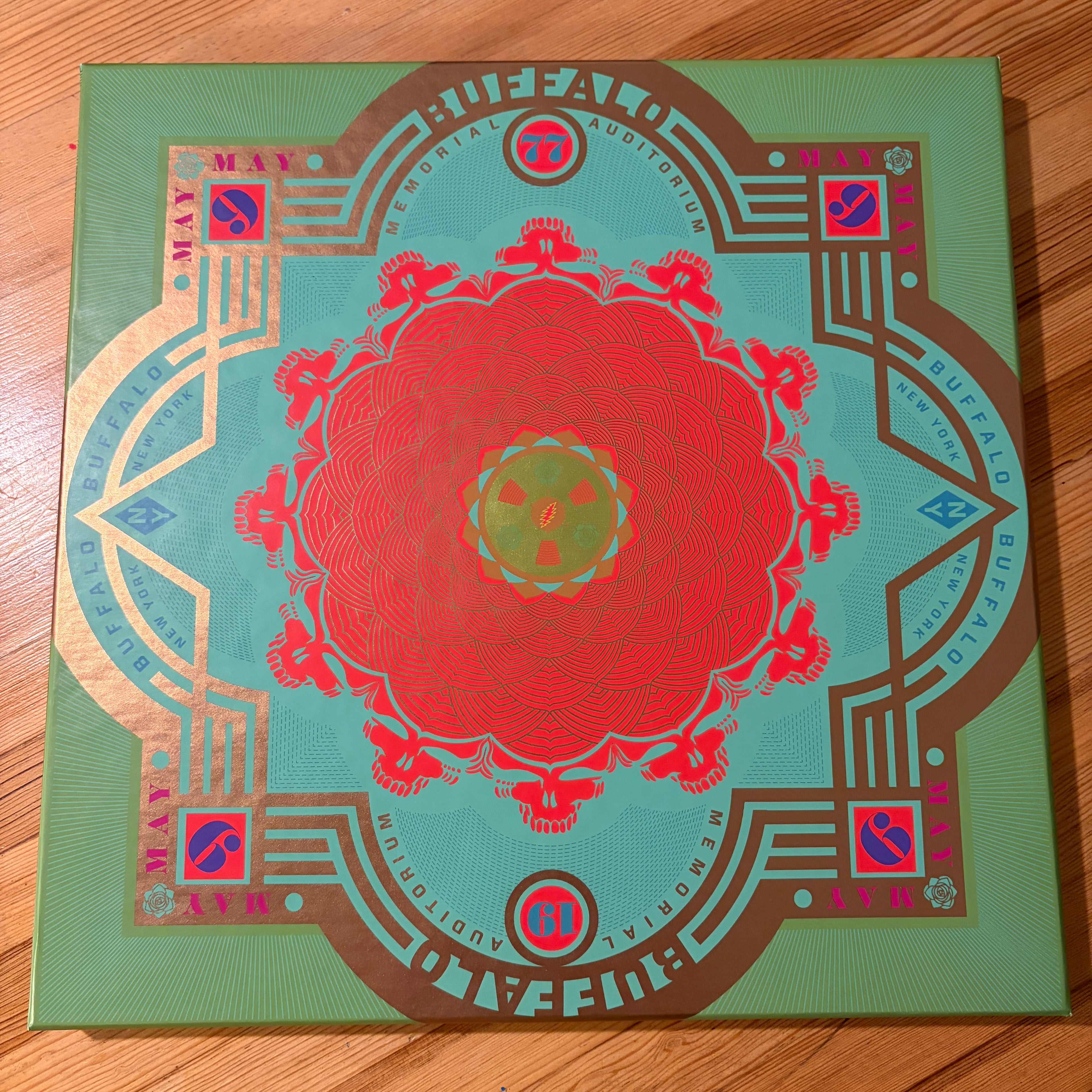 GRATEFUL DEAD, THE - BOSTON GARDEN 5/6/1977