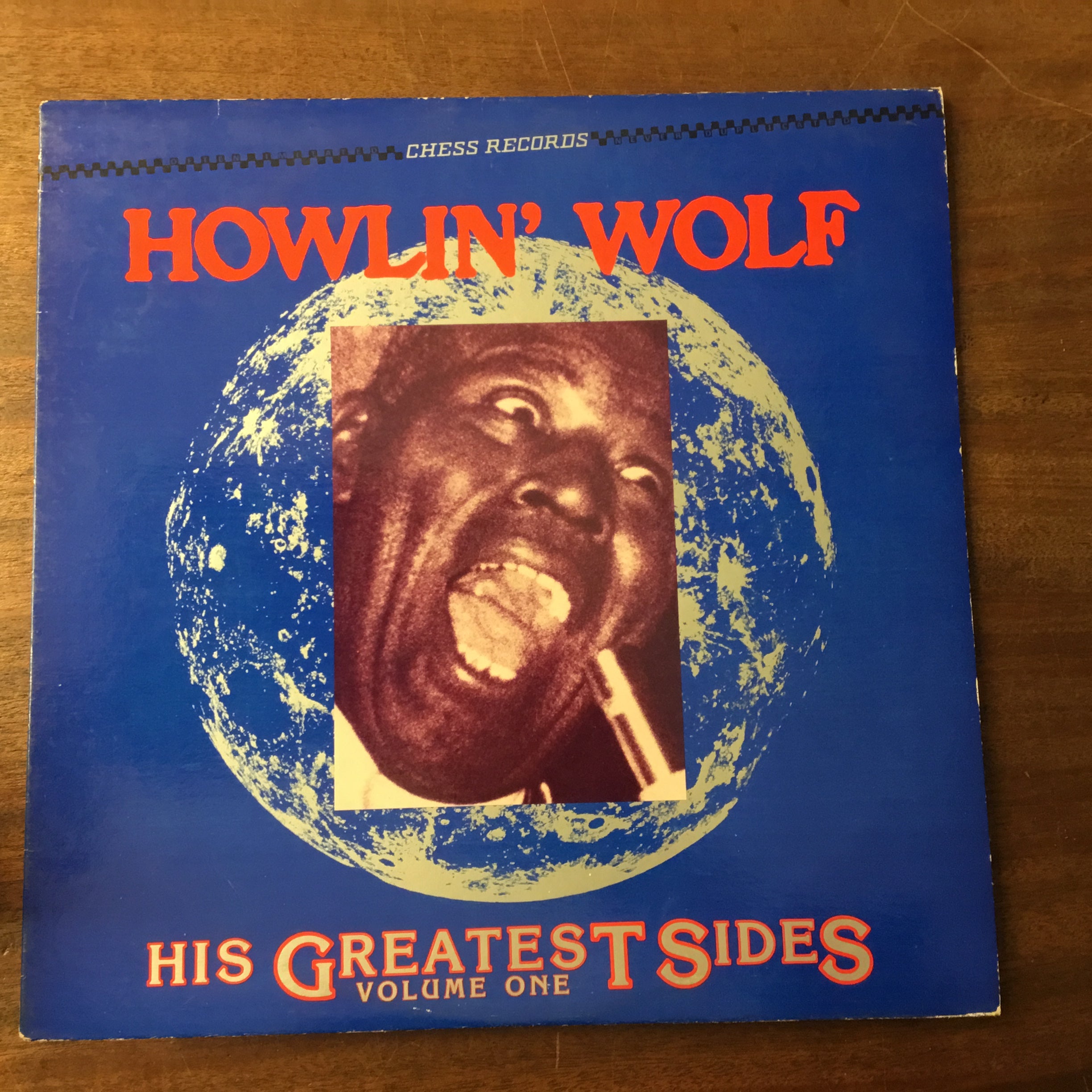 HOWLIN' WOLF HIS GREATEST SIDES  VINTAGE VINYL 1985