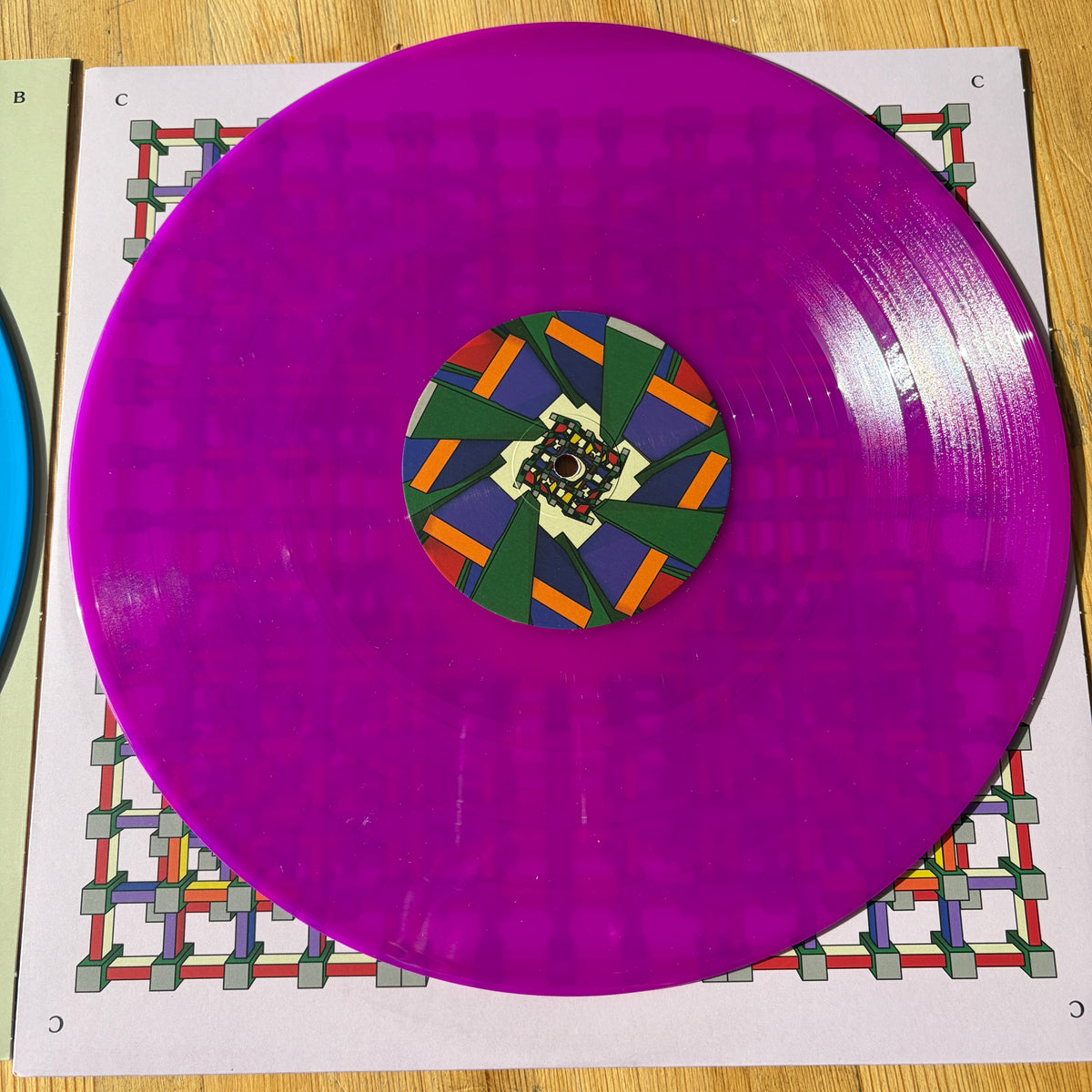 Strkfr Parallel Realms STRFKR - PARALLEL REALMS