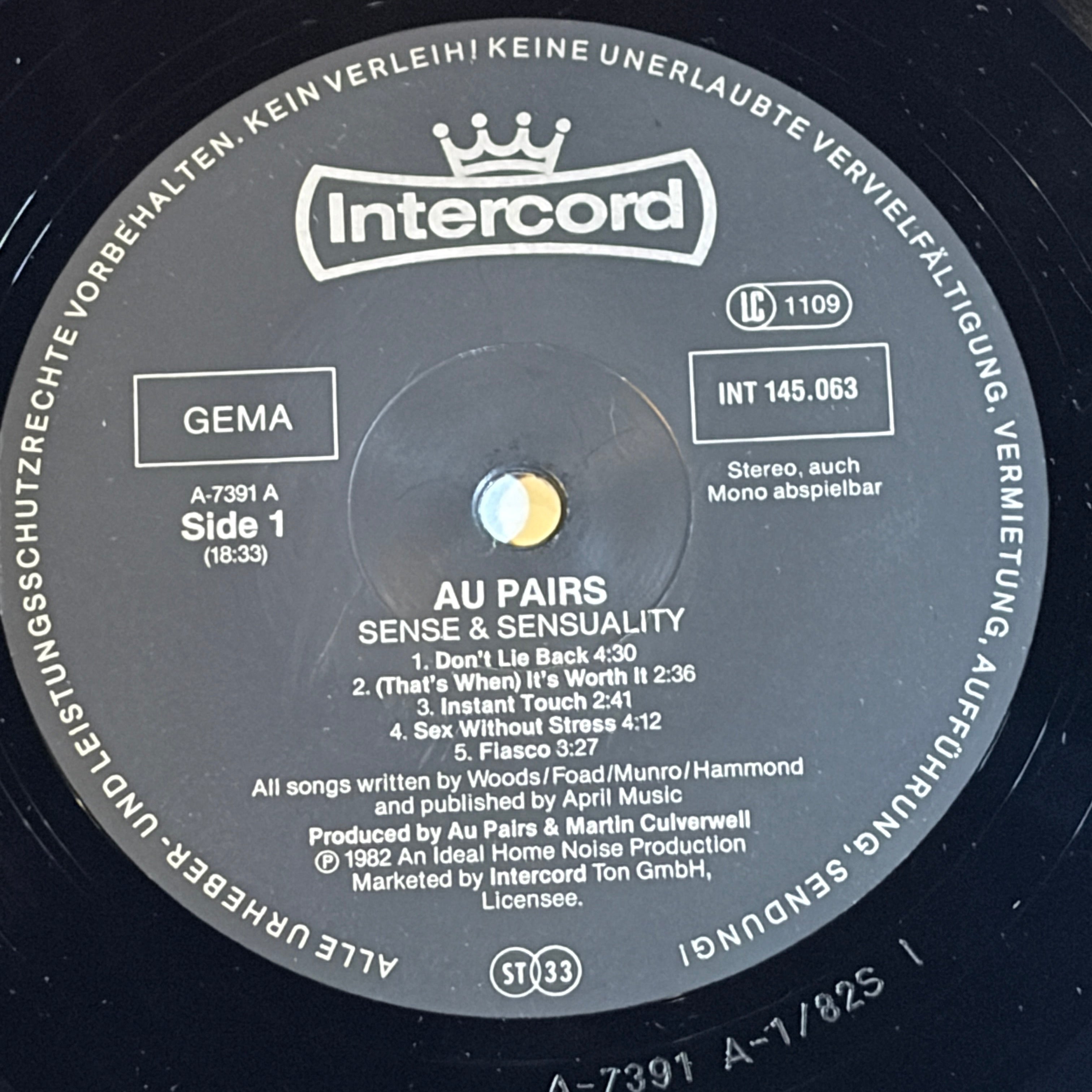 AU PAIRS - SENSE AND SENSUALITY