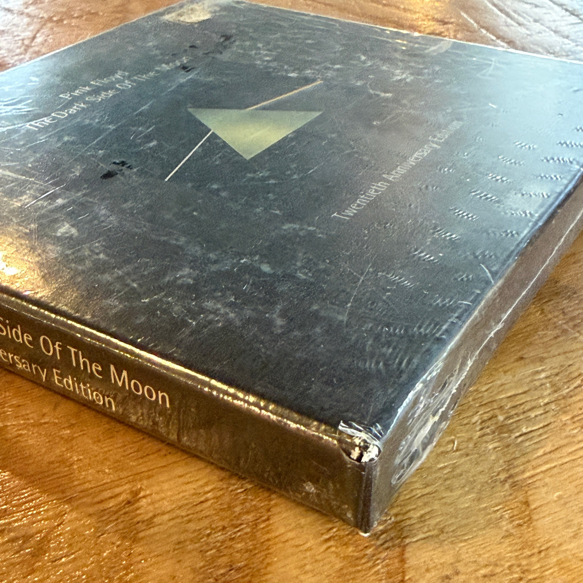 PINK FLOYD - DARK SIDE OF THE MOON 20TH ANN.  (COMPACT DISC)