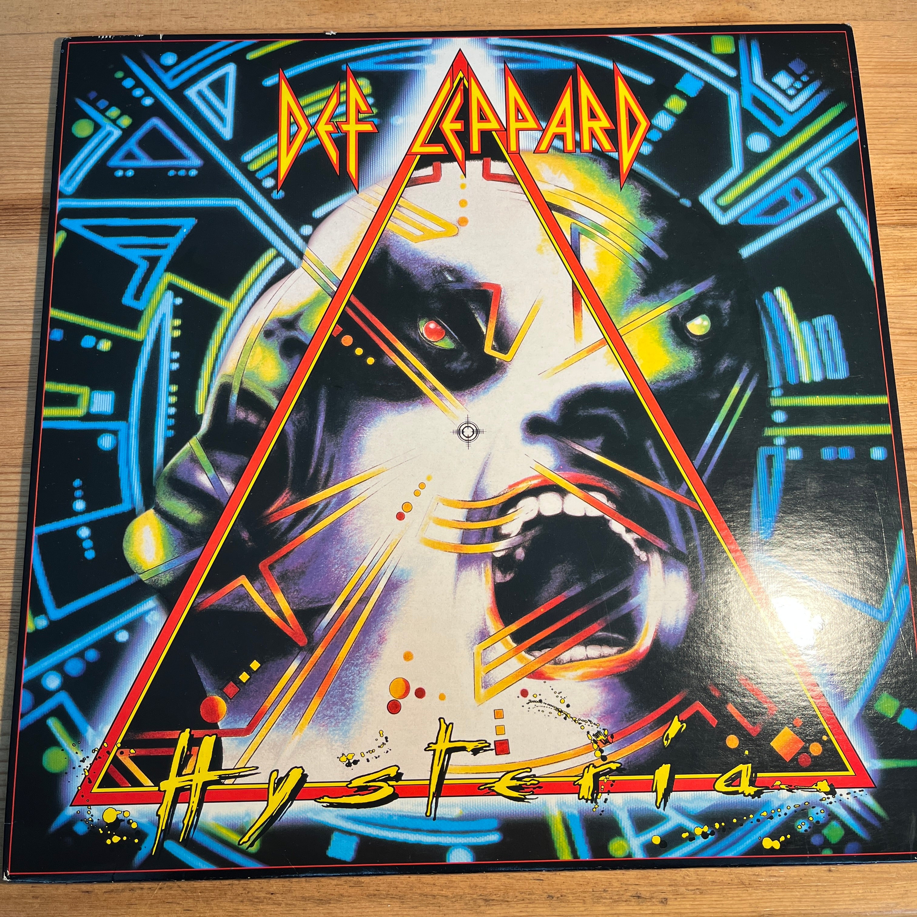 DEF LEPPARD - HYSTERIA