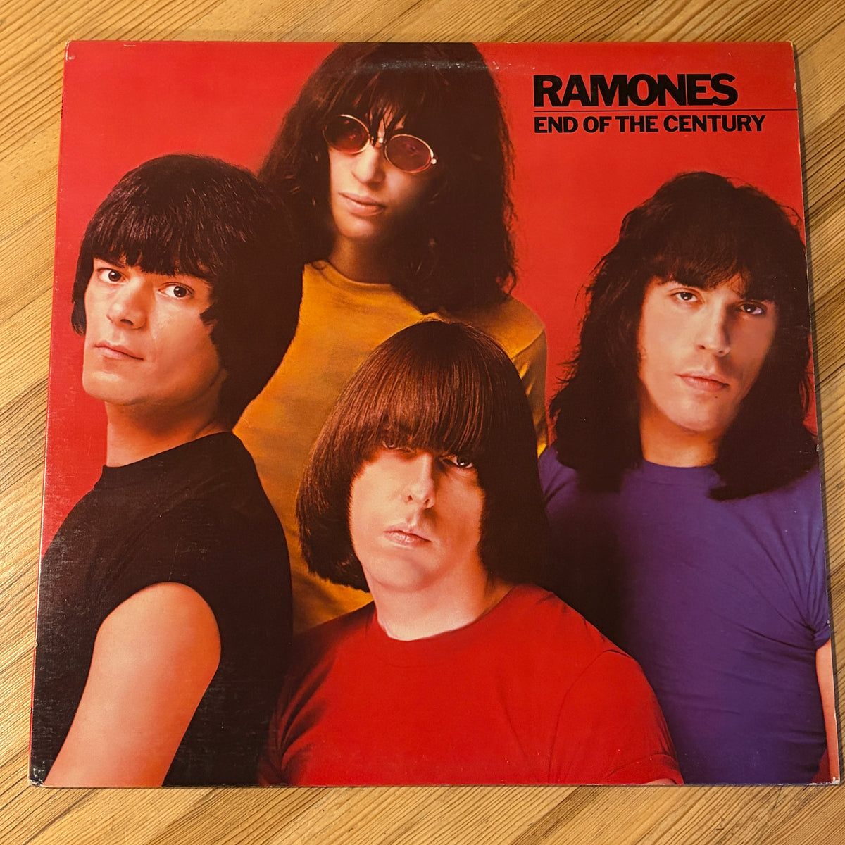 RAMONES - END OF THE CENTURY