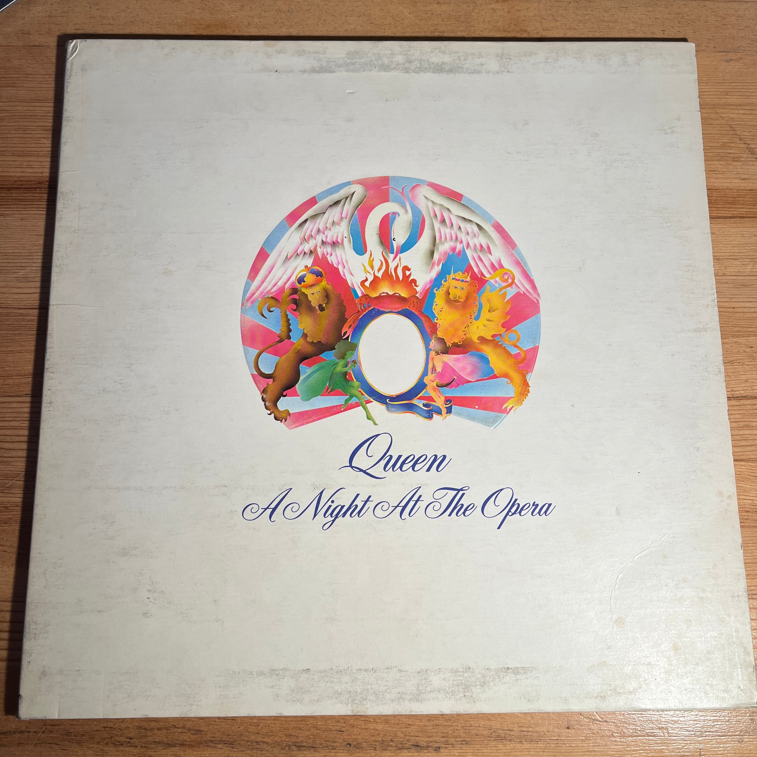 QUEEN - A NIGHT AT THE OPERA