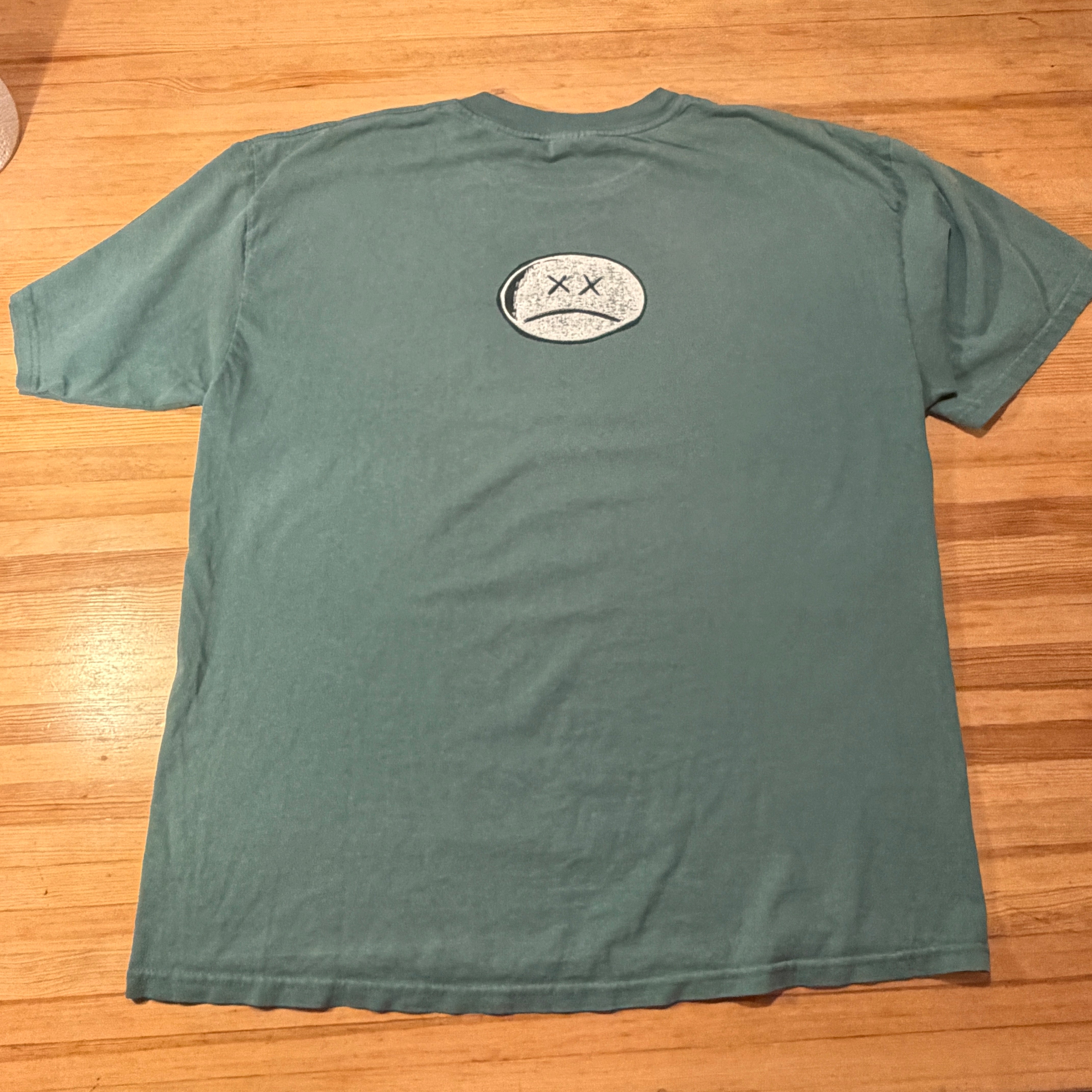 T-SHIRT - PHISH - POLLOCK - ESTHER DOLL