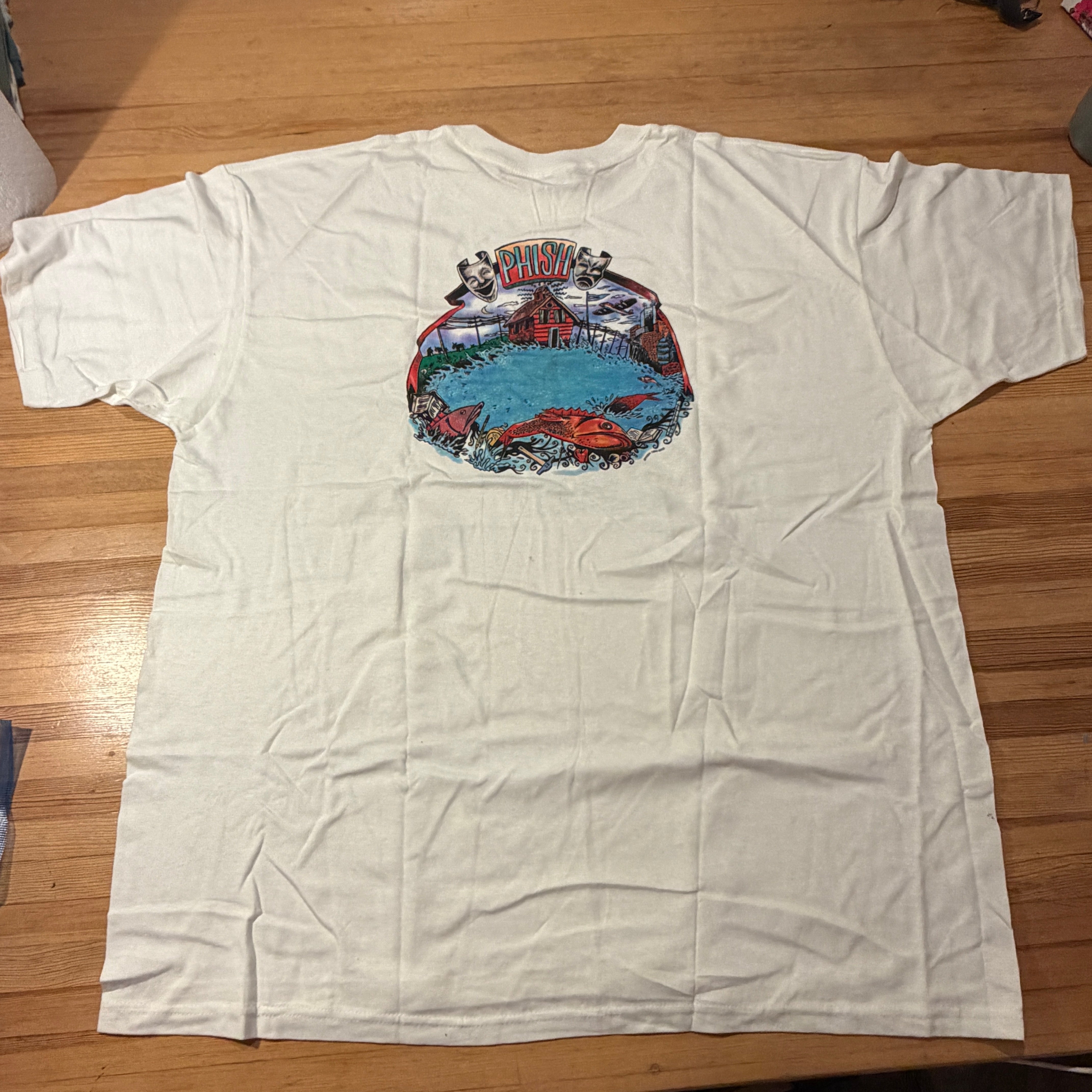 T-SHIRT - PHISH SCHOOL - POLLOCK