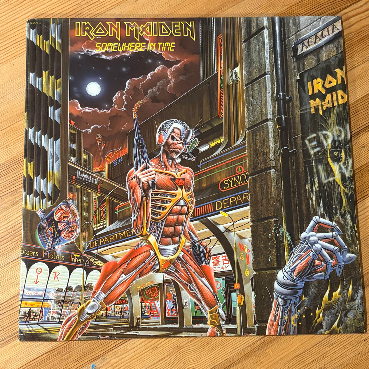 IRON MAIDEN - SOMEWHERE IN TIME