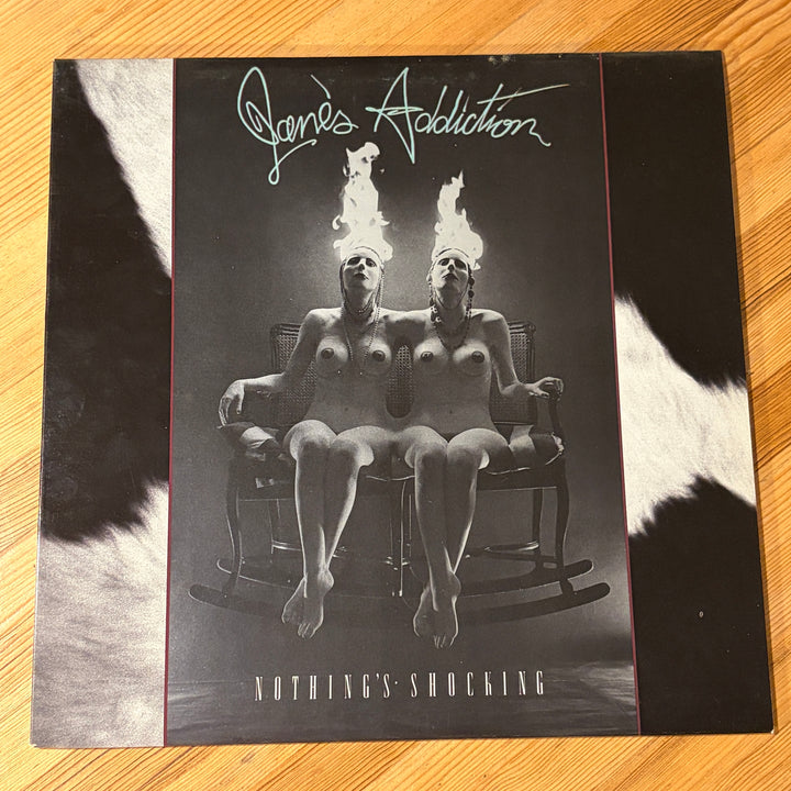 JANES' ADDICTION - NOTHING'S SHOCKING