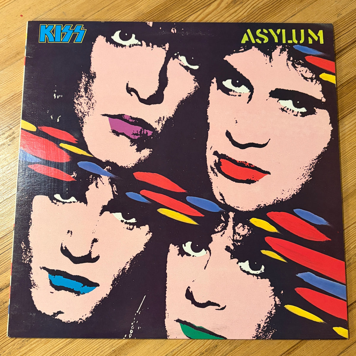 KISS - ASYLUM