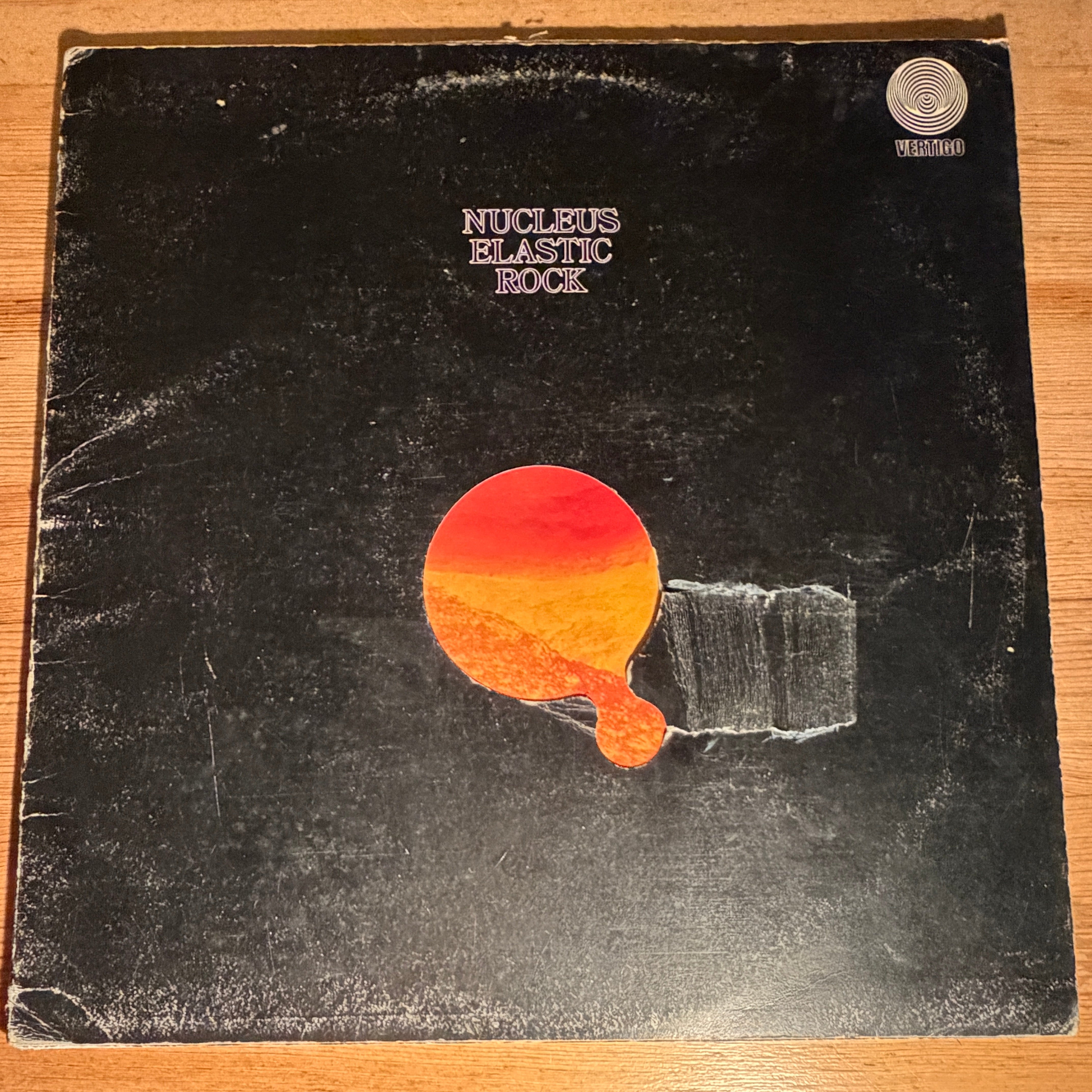 NUCLEUS - ELASTIC ROCK
