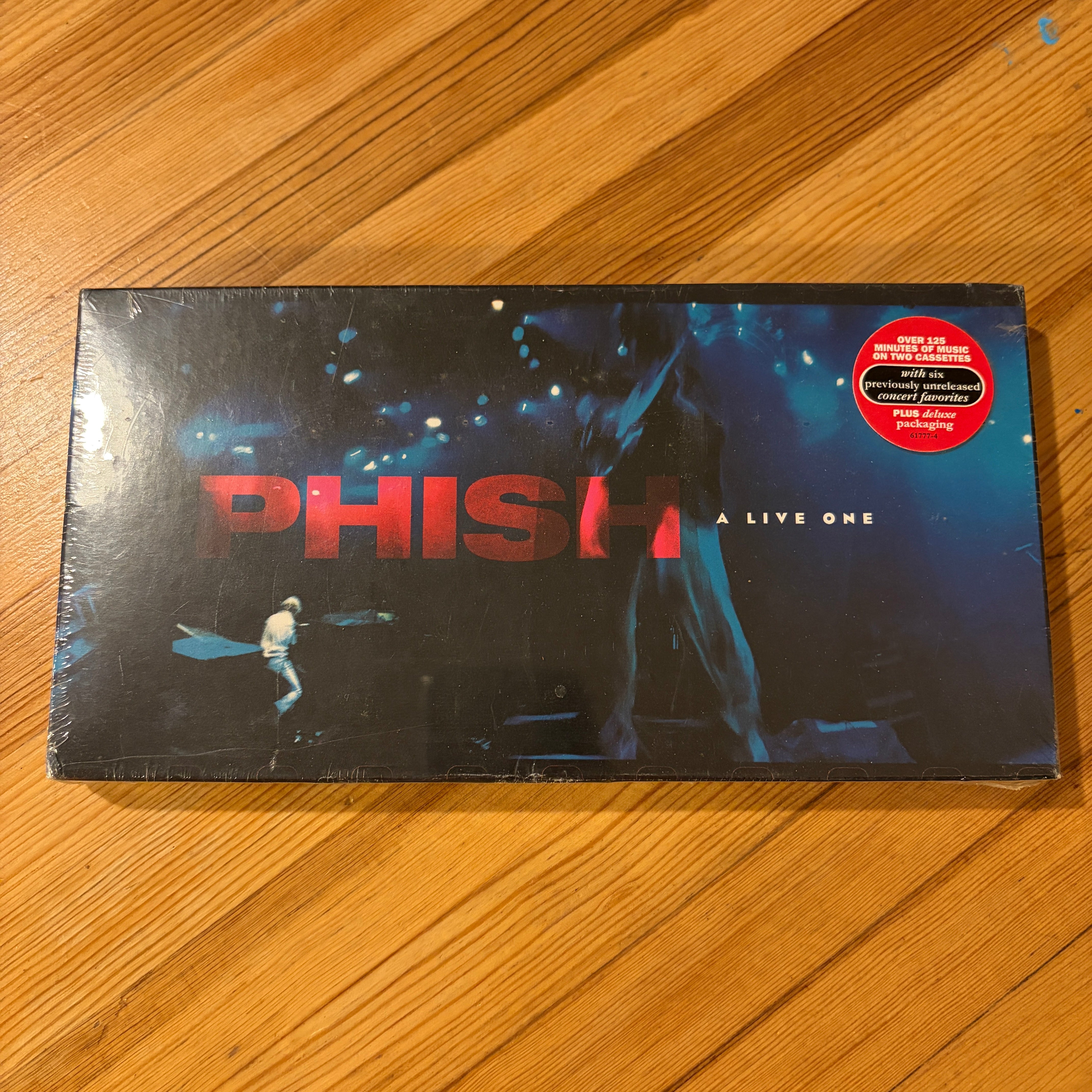 PHISH - A LIVE ONE  - 2 CASSETTES