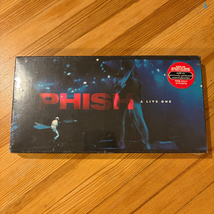 PHISH - A LIVE ONE  - 2 CASSETTES