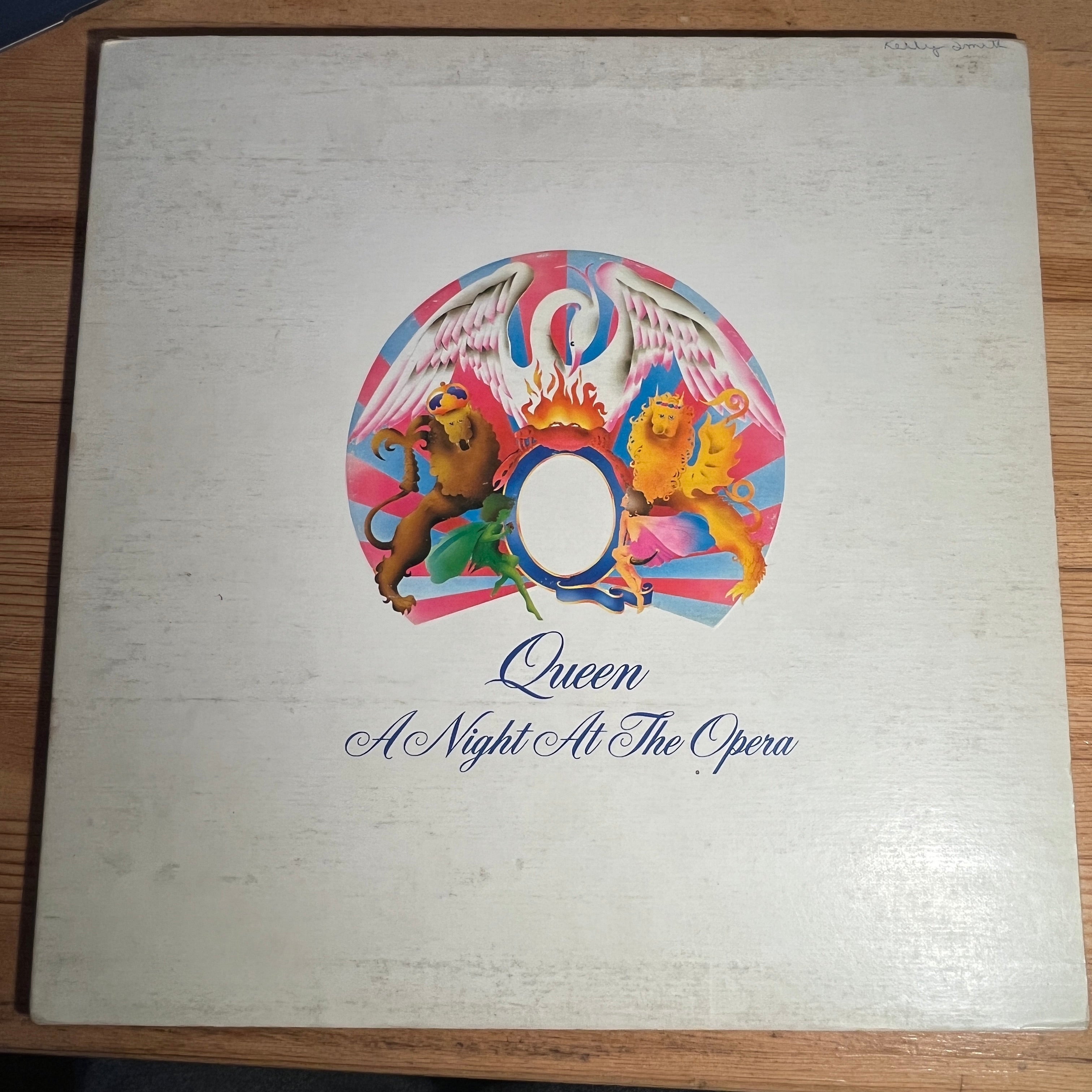 QUEEN - A NIGHT AT THE OPERA