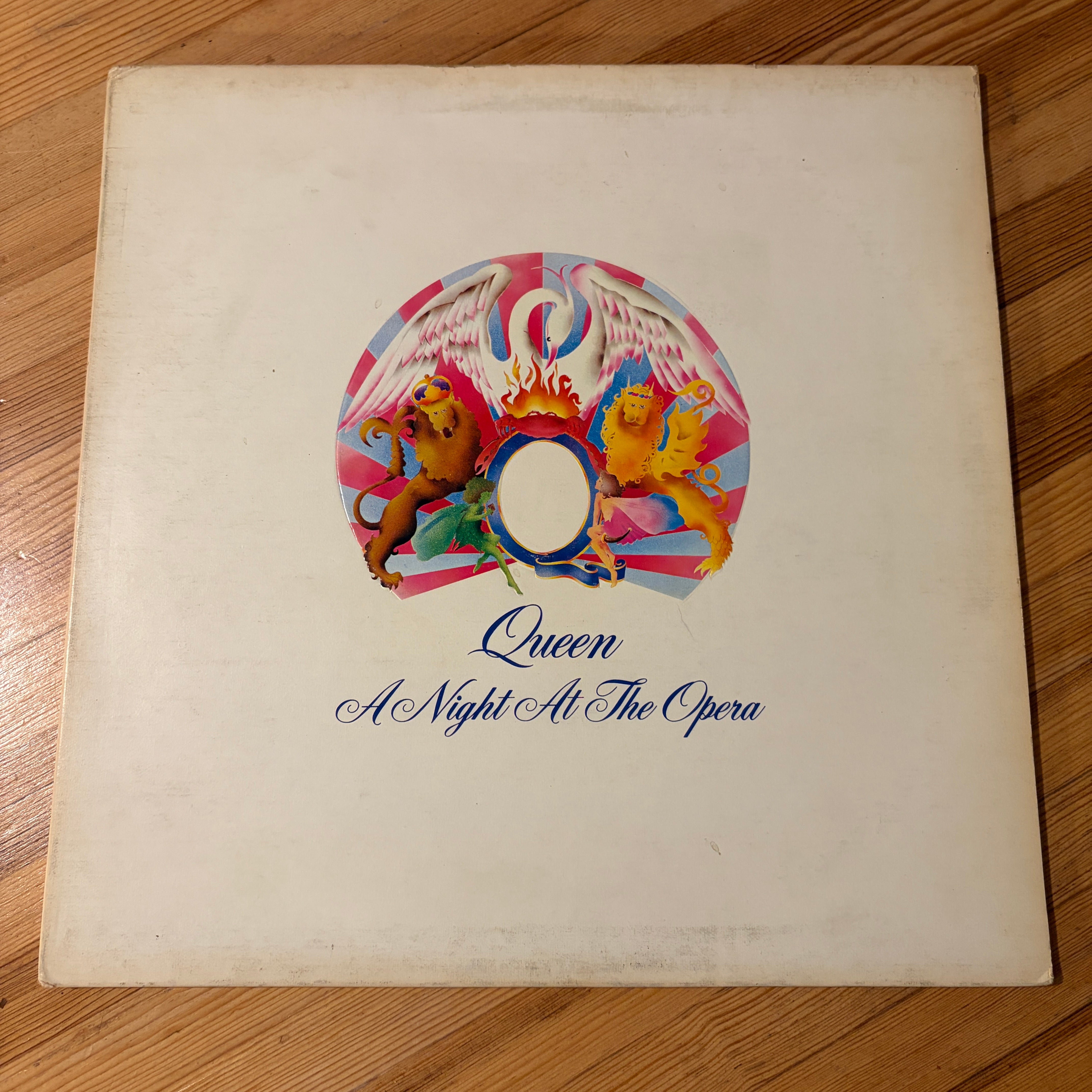 QUEEN - A NIGHT AT THE OPERA