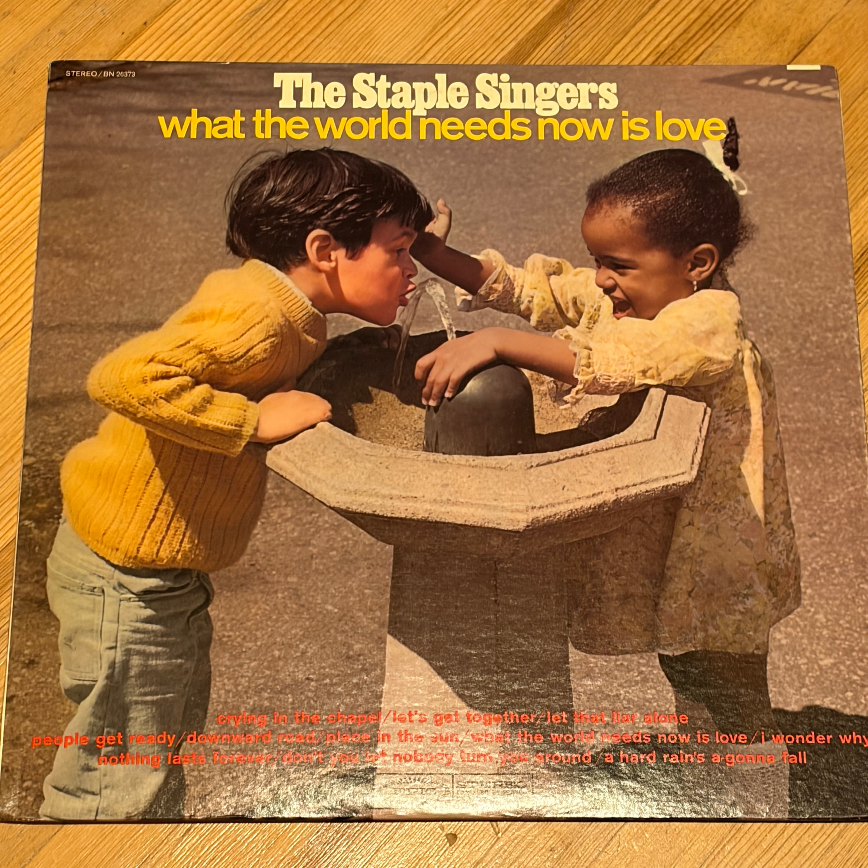 STAPLE SINGERS - WHAT THE WORLD NEEDS NOW IS LOVE (USA)