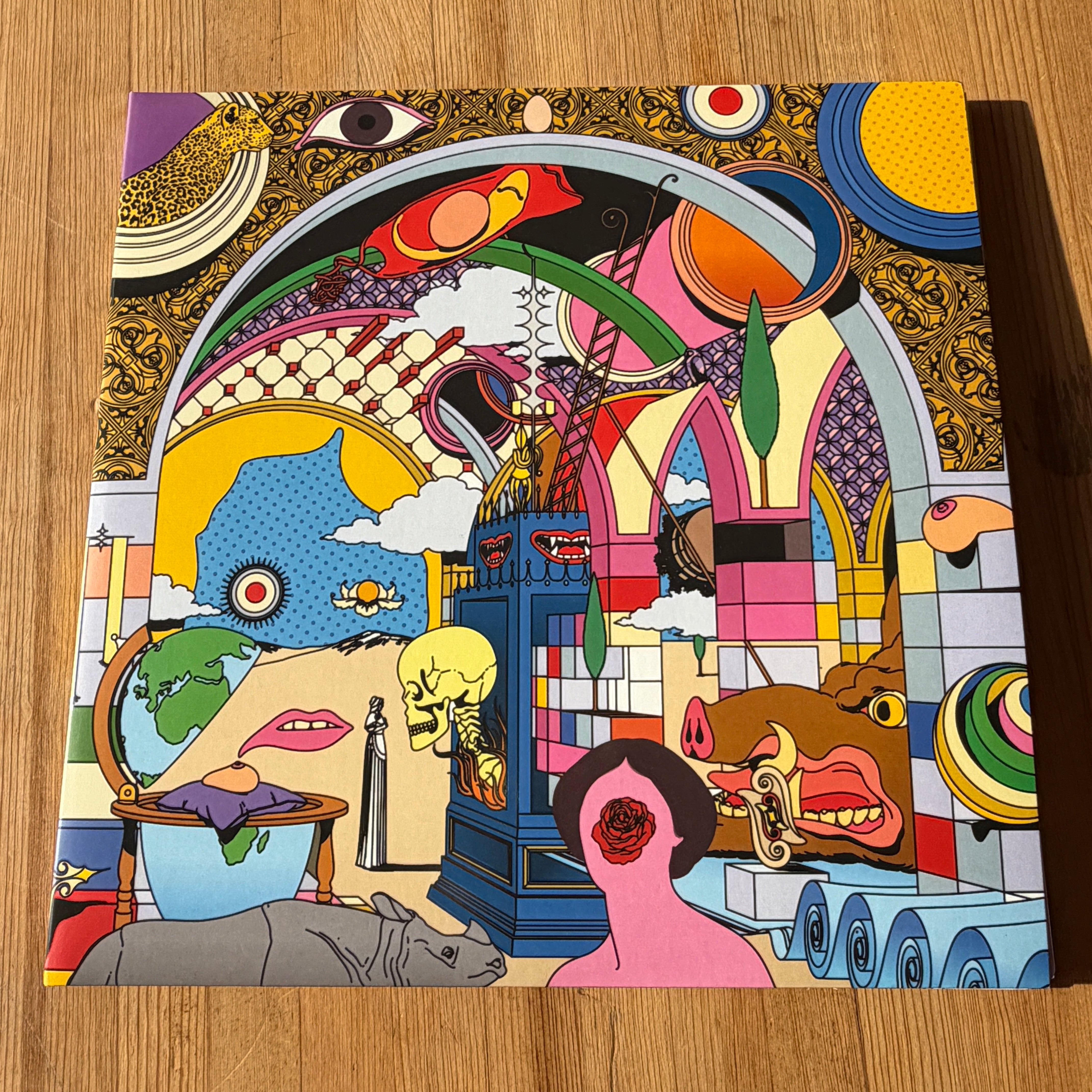 STRFKR - PARALLEL REALMS