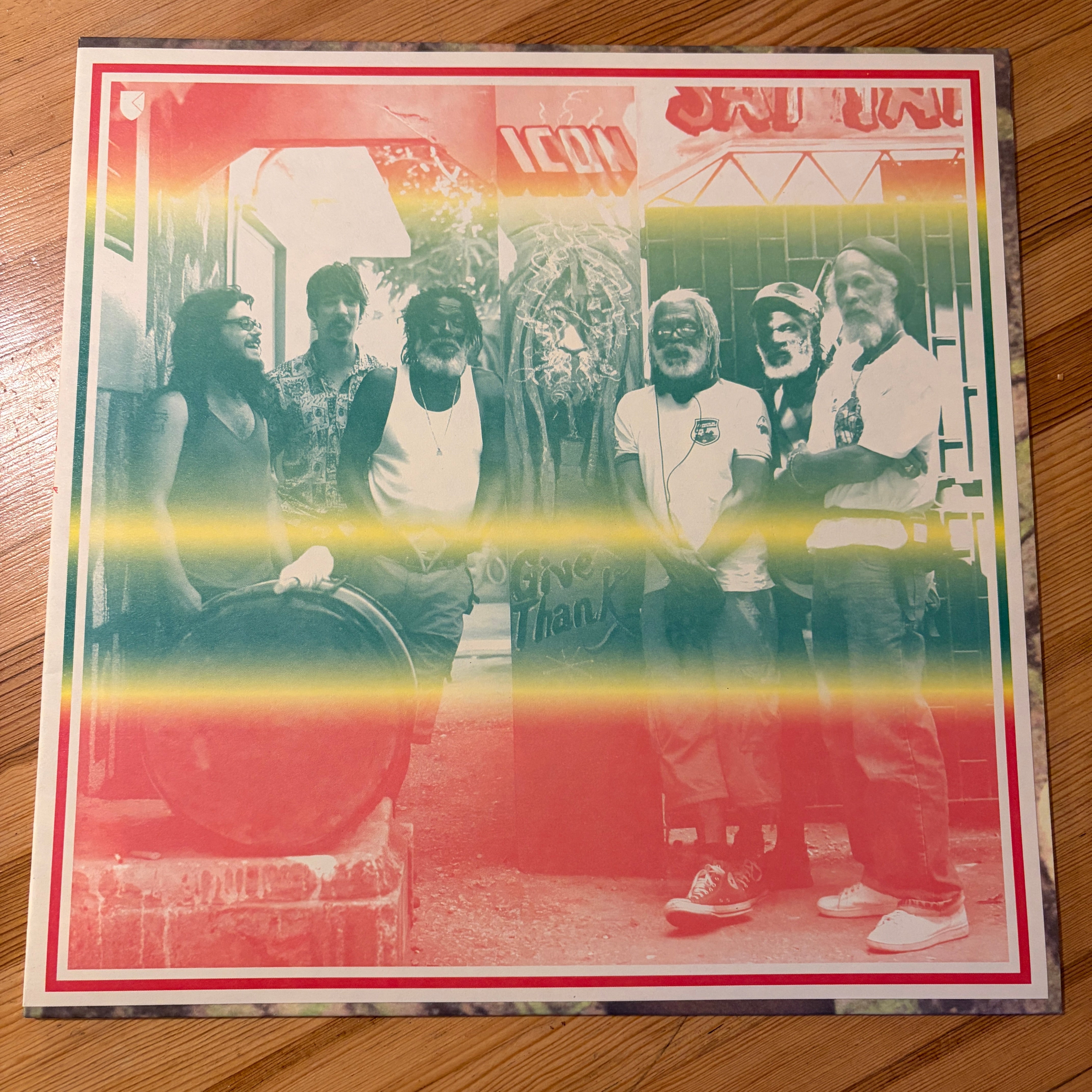 SUN ARAW / M. GEDDES GENGRASS MEET THE CONGOS