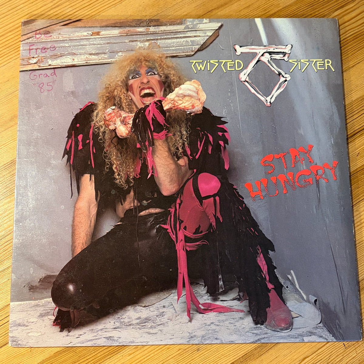 TWISTED SISTER - STAY HUNGRY
