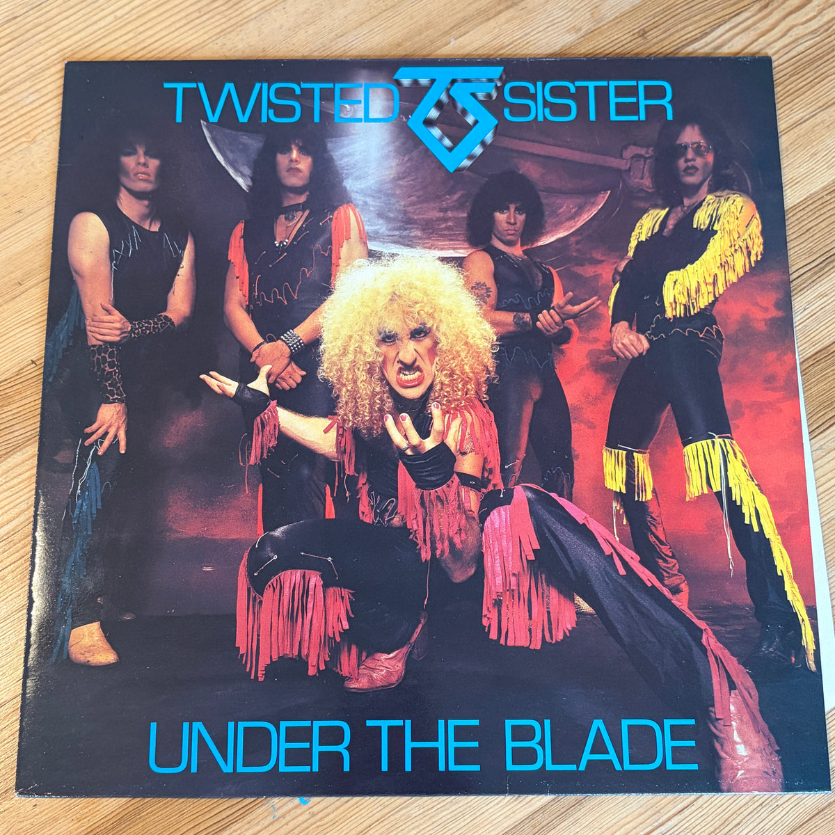 TWISTED SISTER - UNDER THE BLADE U.K.