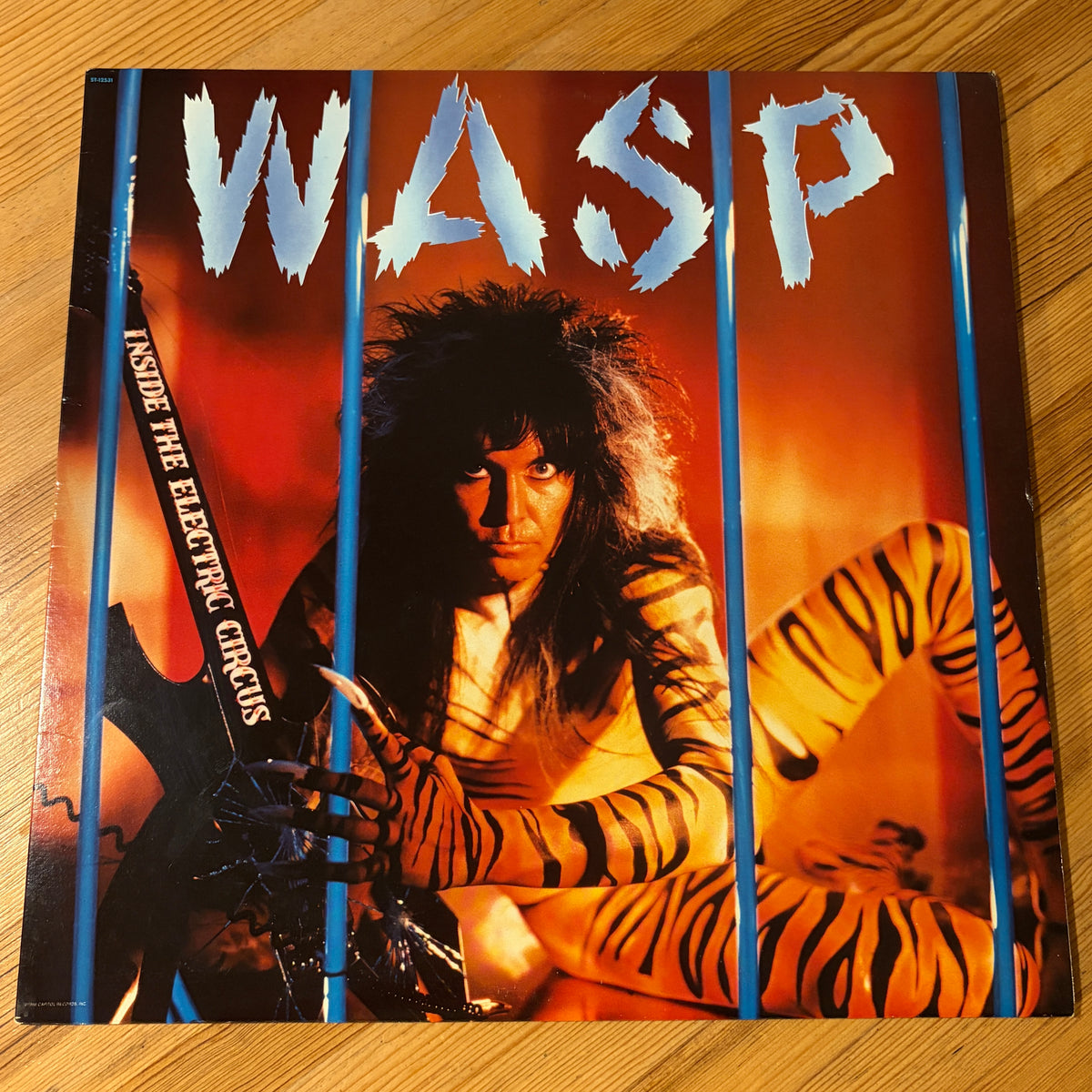 WASP - INSIDE THE ELECTRIC CIRCUS